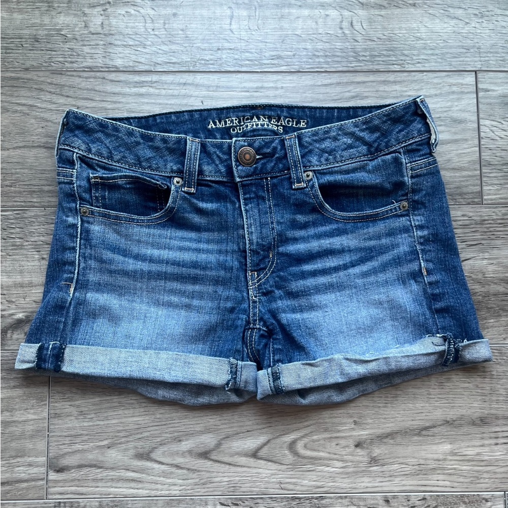 American Eagle Women's Jean Shorts Size 6